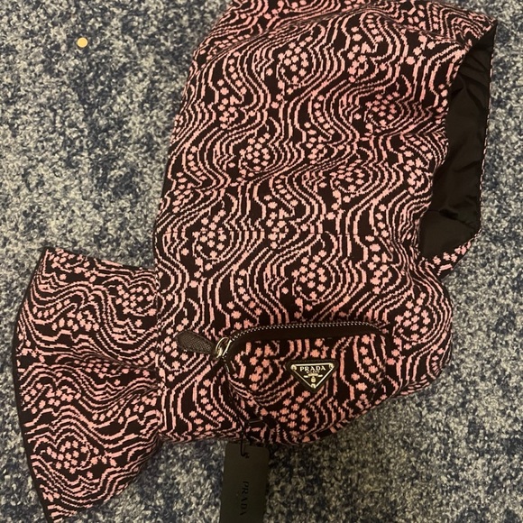 Super cute and fashion - Picture 3 of 4